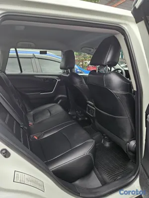 jeepetas y camionetas - Toyota rav4 2023 4