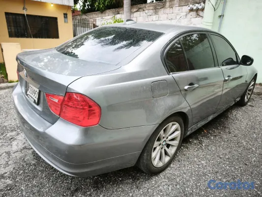 carros - BMW 318i 2011 v4  4