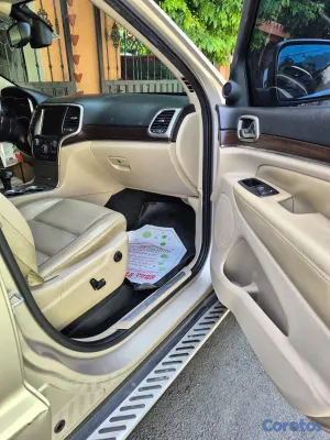 jeepetas y camionetas - vamos a negociar tengo otra nueva no es por vieja que la vendo . 3