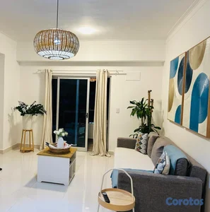 Apartamento amueblado con vista al mar
