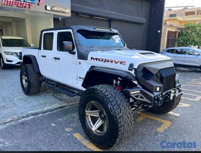 jeep gladiator mojave 2024