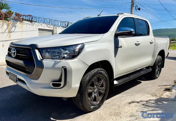 jeepetas y camionetas - Toyota Hilux 2022 2.4  3