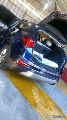 jeepetas y camionetas - hiunday santa fe 2018 5