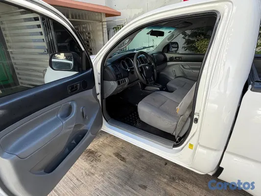 jeepetas y camionetas - Vendo Tacoma 2013 3