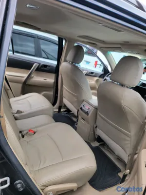 jeepetas y camionetas - TOYOTA HIGHLANDER  2010 5