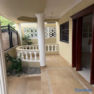 casas - Vendo hermosa casa de dos niveles en San Geronimo, Distrito Nacional. 9