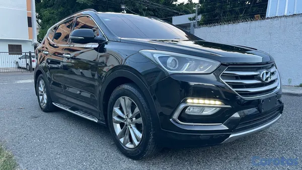 jeepetas y camionetas - Hyundai Santa Fe 16 Motor DOHC 3