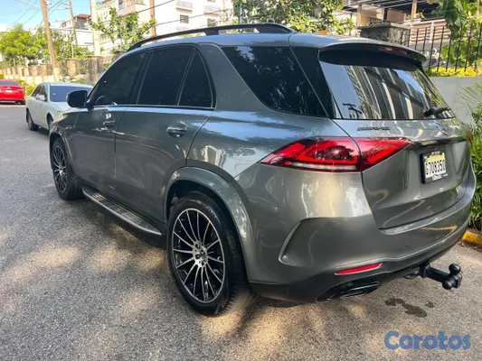 jeepetas y camionetas - 
GLE 450 de Oportunidad único dueño clean carfax  5