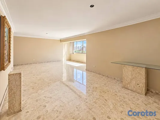 apartamentos - Apartamento de 3 habitaciones 2 baños en venta en  8