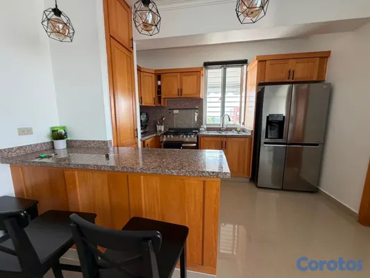 apartamentos - vendo avenida independencia cacique piso 5 no ascensor dos habitaciones amplias  12