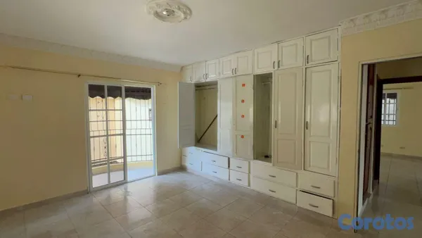 casas - 🏡 CASA EN VENTA EN LA AUTOPISTA DE SAN ISIDRO 3