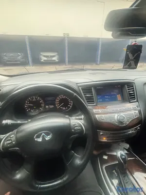 jeepetas y camionetas - Vendo Infiniti QX60 -LUJO CONFORT Y PRESENCIA  3