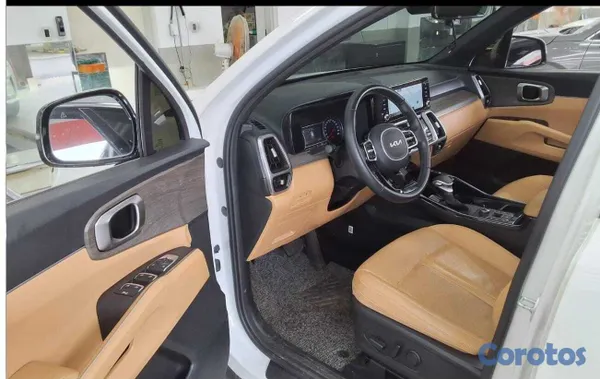 jeepetas y camionetas - KIA SORENTO S 2023 BLANCO GASOLINA 8