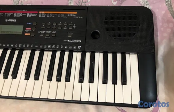 instrumentos musicales - piano Yamaha modelo PSR-263 de 61 teclas con su fuente de energia..!! 3