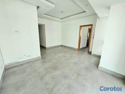 Apartamento en Evaristo Morales con L/B