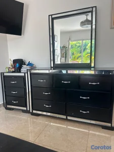 MAGNIFICO JUEGO DE CAMA KING SIZE CON COLCHON INCLUIDO