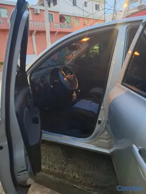carros - Excelente opción para uso diario, económico y prác 13