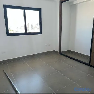 apartamentos - Apartamento en alquiler en Bella Vista Av. Sarasot 5