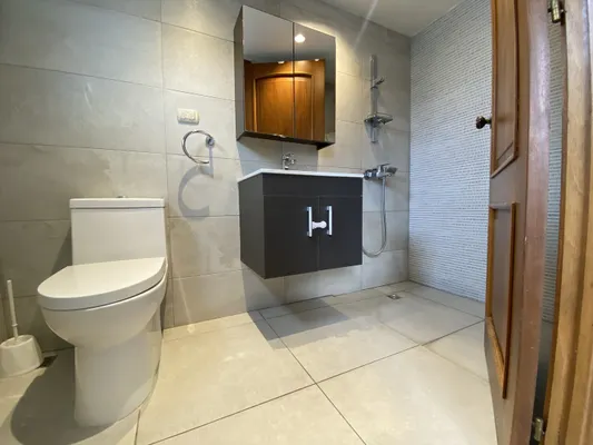 apartamentos - Apartamento en Alquiler en Paraiso: ¡Piso Alto, Oportunidad Única! 10