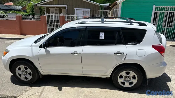 jeepetas y camionetas - Toyota rav4 2007 4