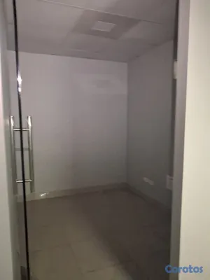 oficinas y locales comerciales - Alquilo Local 2 niveles 350 mts  mts en la 27 febr 10