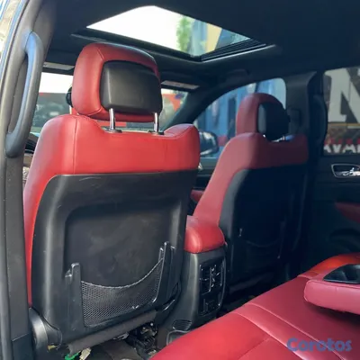 jeepetas y camionetas - JEEP GRAND CHEROKEE LAREDO 4X4 2018 7