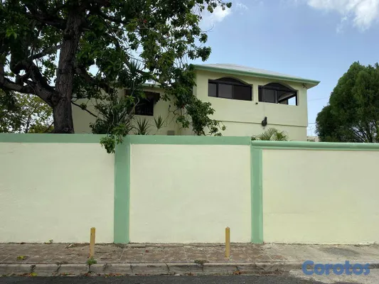 casas - Casa de 4 habitaciones en venta proximo al parque  7
