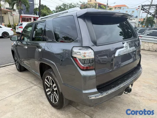 jeepetas y camionetas - toyota 4runner 2023 8