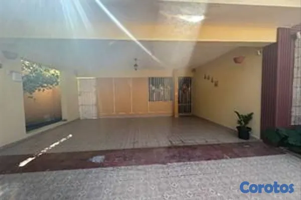 casas - Casa de 3 habitaciones 2 baños en venta en Jardine 5
