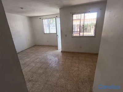 BAYONA ALQ CASA Y APTOS 2 Y 3 HAB MARQUESINA RD$10