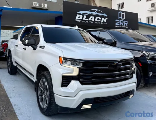 jeepetas y camionetas - Checrolet Silverado 2024 Highcountry 3