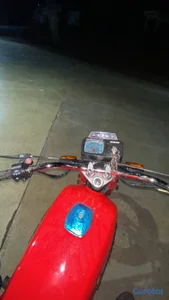 motor suzuki  ax100 rojo 2022