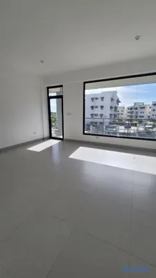 oficinas y locales comerciales - Local en alquiler en Jardines del Arroyo Jacobo Ma 8