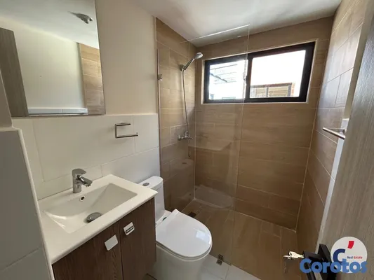 apartamentos - Se alquila apartamento vacío a estrenar en Punta C 6