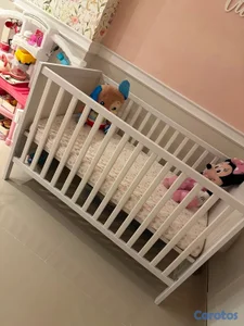 Cuna y colchón - Ikea 