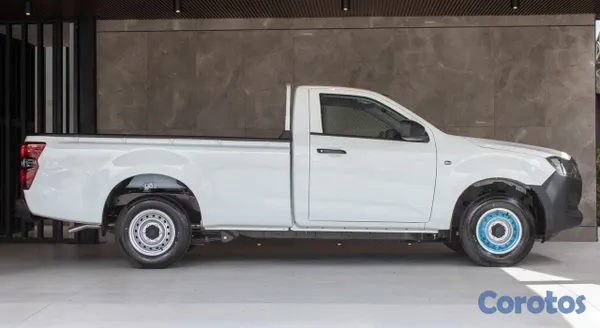 jeepetas y camionetas - Isuzu DMAX 2027 5