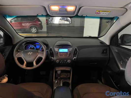 jeepetas y camionetas - Se vende Hyundai Tucson 2015 10