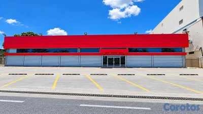 Nave comercial en Alquiler – Av.  Luperón | 2,200 m²