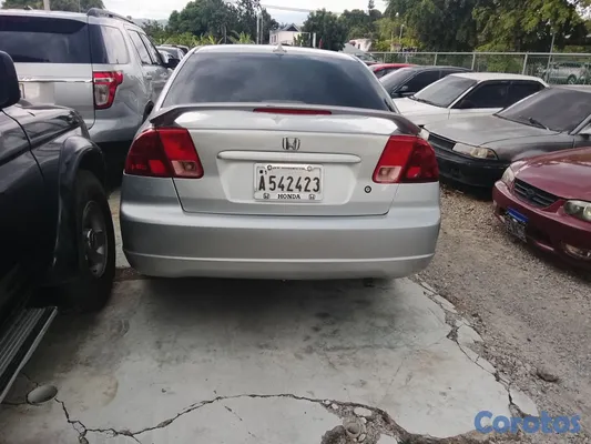 carros - Honda civil año 2004 u 2