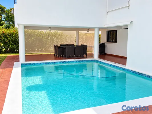 casas - Villa de 4 habitaciones con piscina en Las Ballenas 4