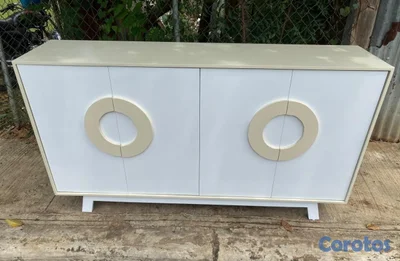 Credenza  en Hidrófugo 

Material: *Hidrofugo* 

Medidas:122x36x85cm. 
