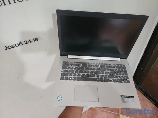 computadoras y laptops - Laptop Lenovo 330 - ¡Core i5 de 8va Gen + 12GB RAM! 3