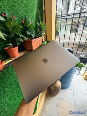 computadoras y laptops - MacBook Pro 15 pulgadas 🔥 2