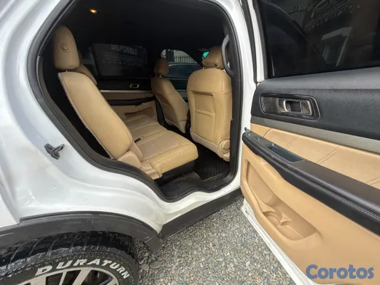 jeepetas y camionetas - Ford Explorer AWD XLT 2016 9