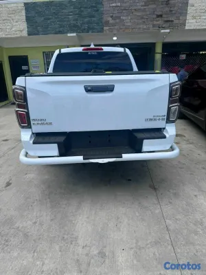 jeepetas y camionetas - IZUSU dmax 2026 6