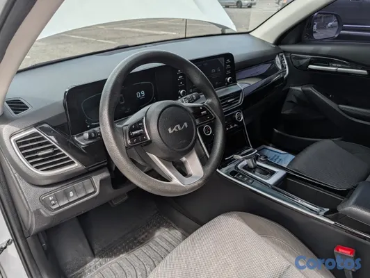 jeepetas y camionetas - Kia Seltos 2025 9
