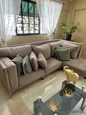 muebles y colchones - Sofá esquinero  gris con taburete y cojines 2