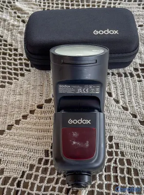 camaras y audio - Flash Godox V1 y Kit de Accesorios 2