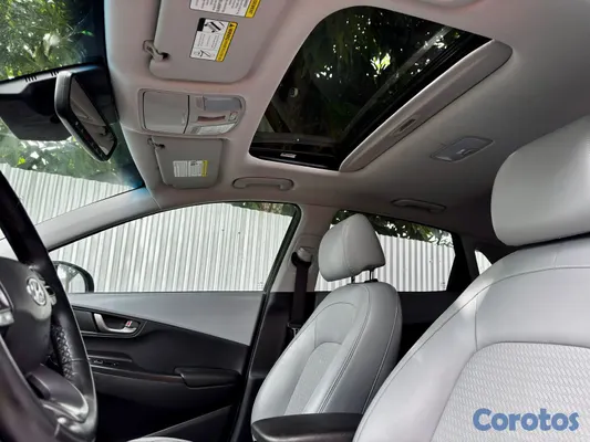 jeepetas y camionetas - 2021 Hyundai Kona Limited AWD Clean Carfax. 4