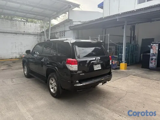 jeepetas y camionetas - Toyota 4runner 2011 2